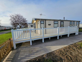 208 Holiday Resort Unity Brean 6 berth Passes optional